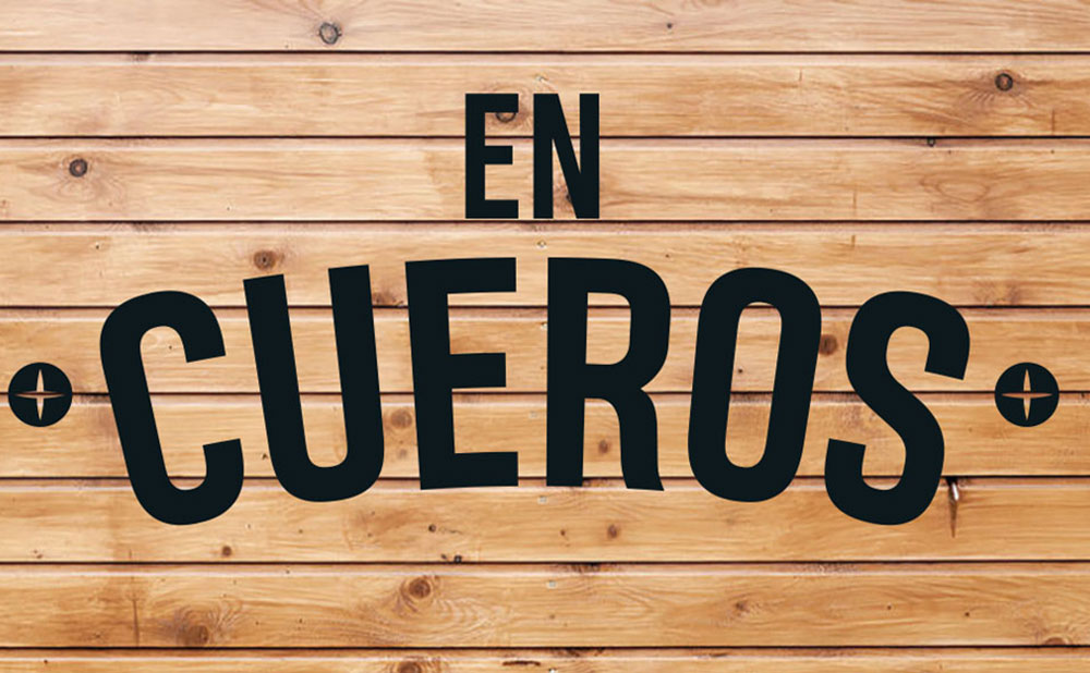 En Cueros